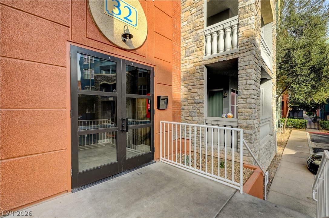 32 East Serene Avenue 407 Las Vegas NV 89123