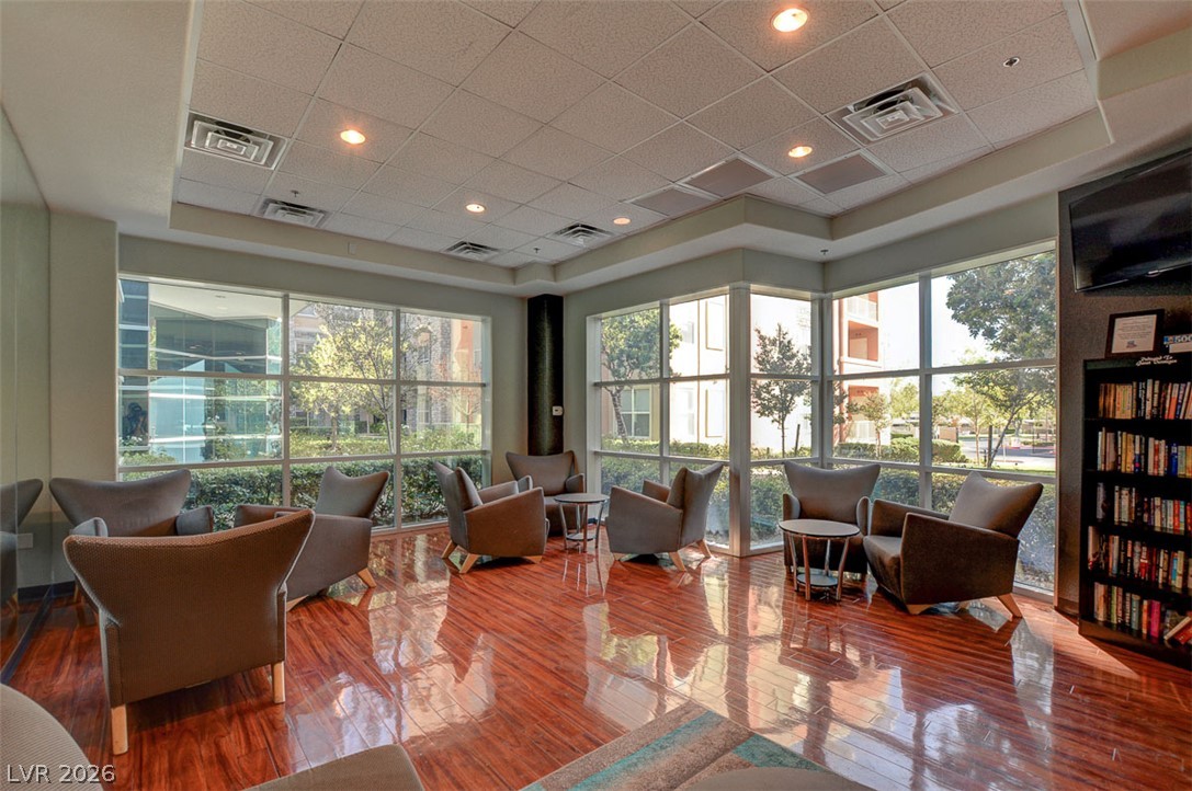 32 East Serene Avenue 407 Las Vegas NV 89123