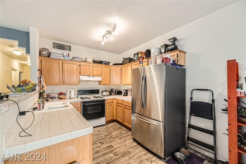 2110 Los Feliz Street 1066 Las Vegas NV 89156