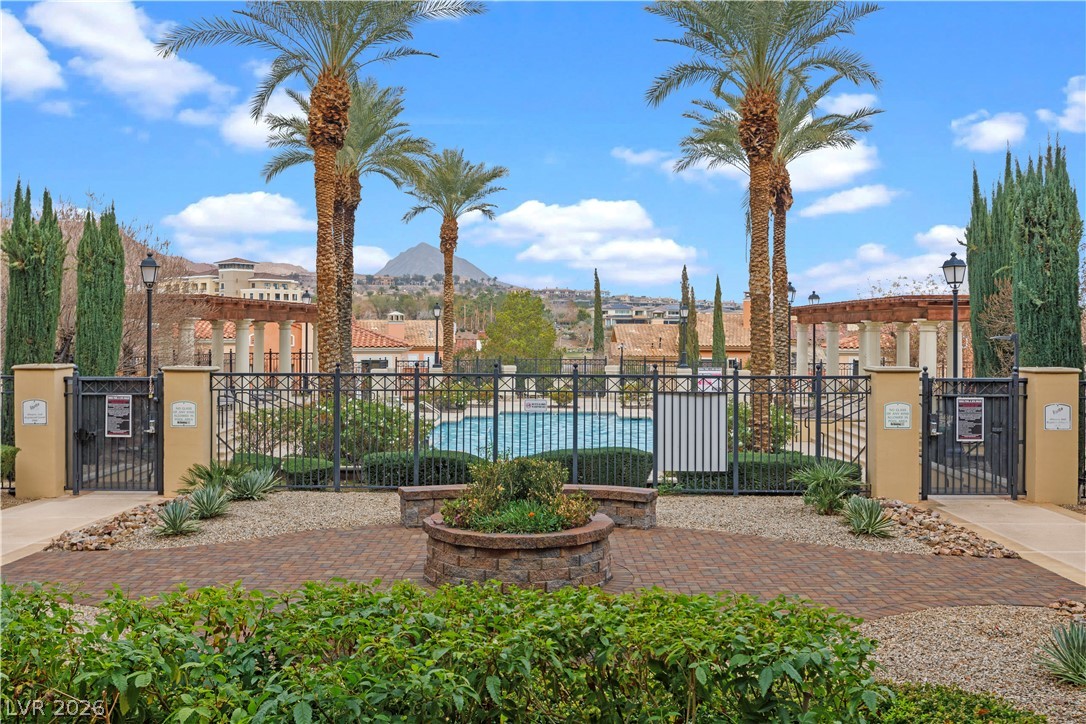 30 Strada Di Villaggio 227 Henderson NV 89011