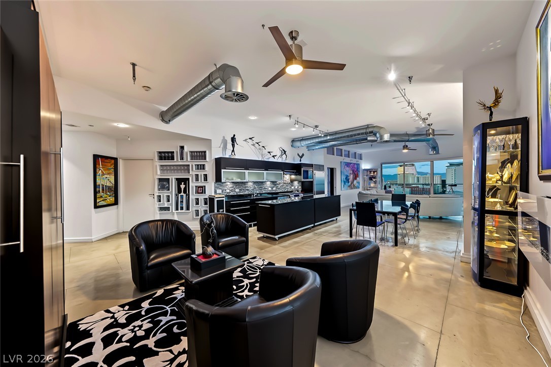 200 Hoover Avenue 1409 Las Vegas NV 89101