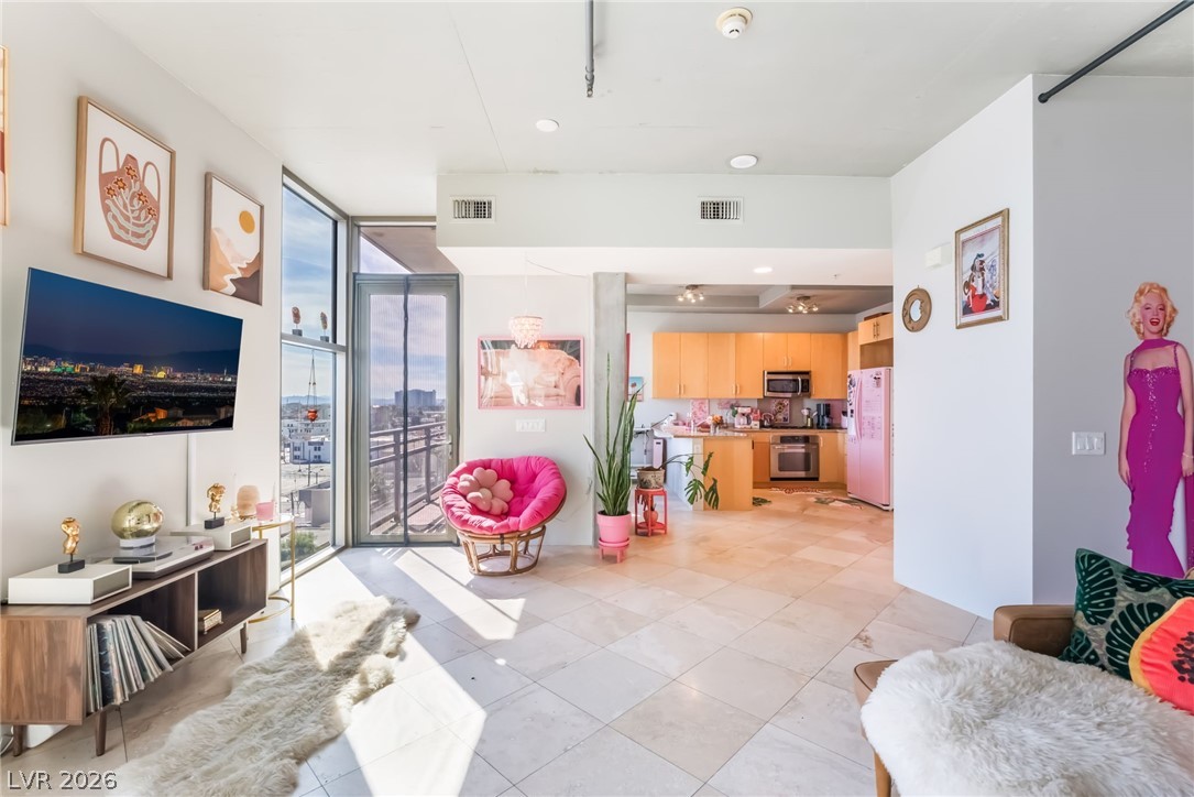 353 East Bonneville Avenue 753 Las Vegas NV 89101