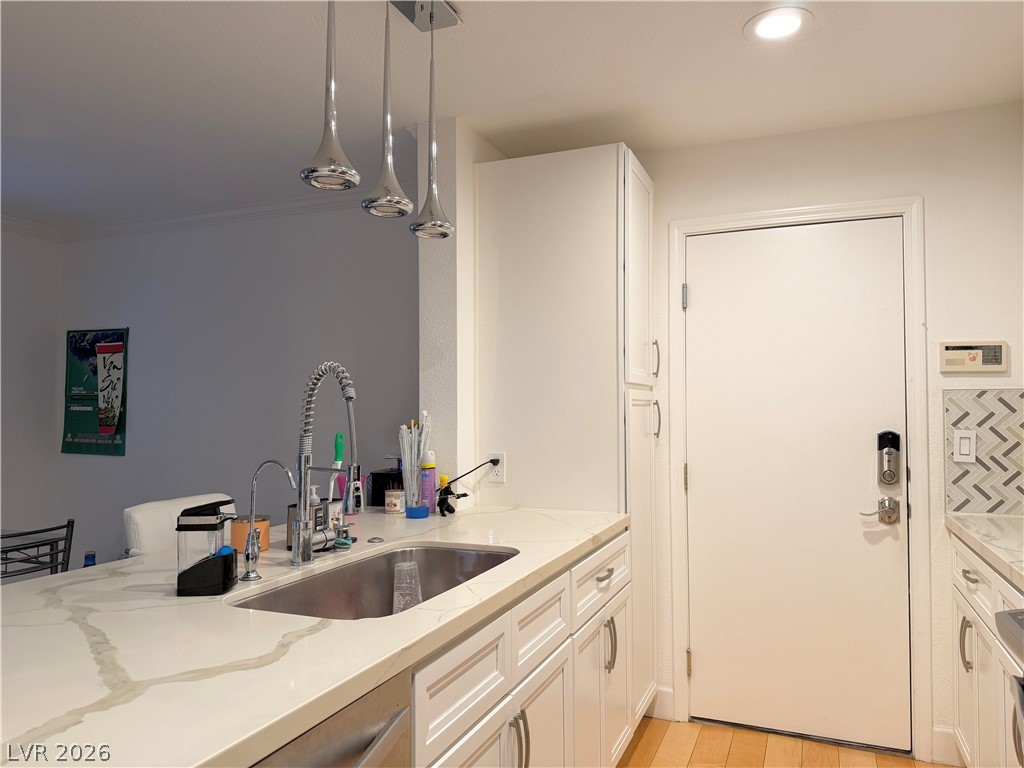 8452 Boseck Drive 186 Las Vegas NV 89145