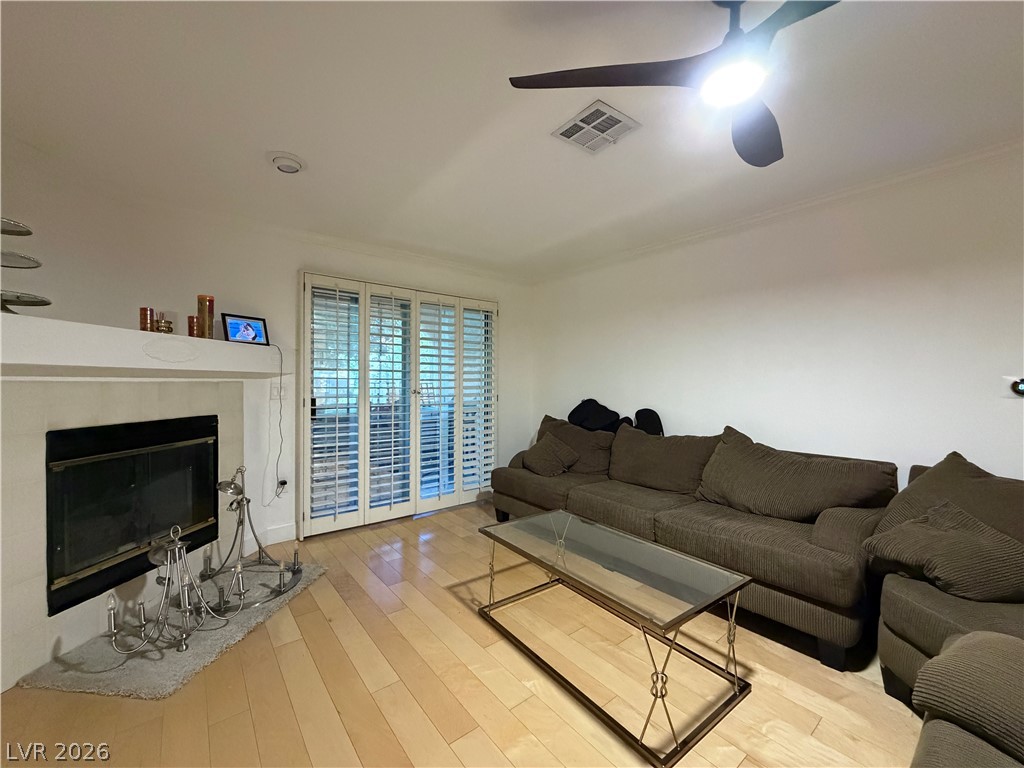 8452 Boseck Drive 186 Las Vegas NV 89145