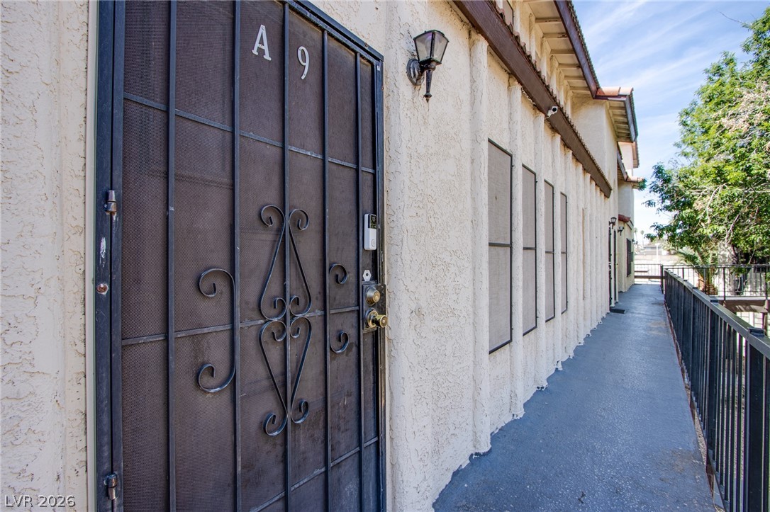2080 Karen Avenue 9 Las Vegas NV 89169