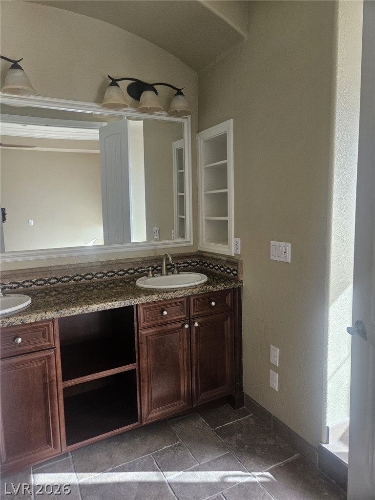 32 Via Vasari 102 Henderson NV 89011