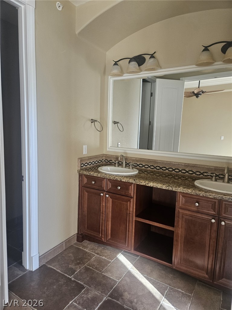 32 Via Vasari 102 Henderson NV 89011