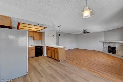 913 Falconhead Lane 201 Las Vegas NV 89128