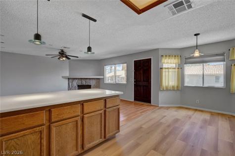913 Falconhead Lane 201 Las Vegas NV 89128