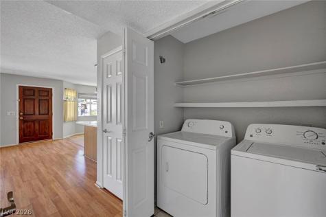913 Falconhead Lane 201 Las Vegas NV 89128