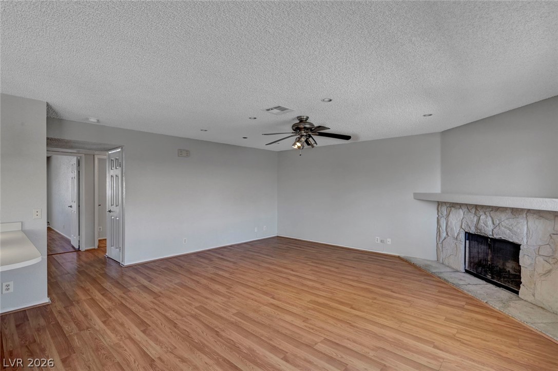 913 Falconhead Lane 201 Las Vegas NV 89128