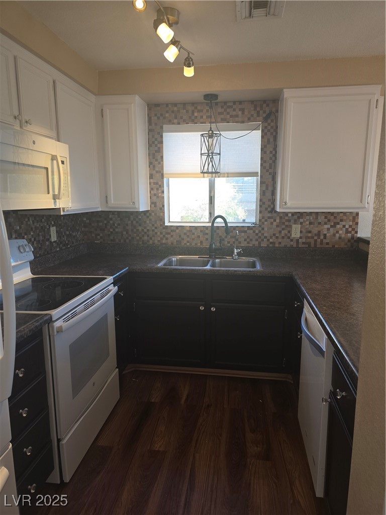 2232 Aspen Mirror Way 204 Laughlin NV 89029