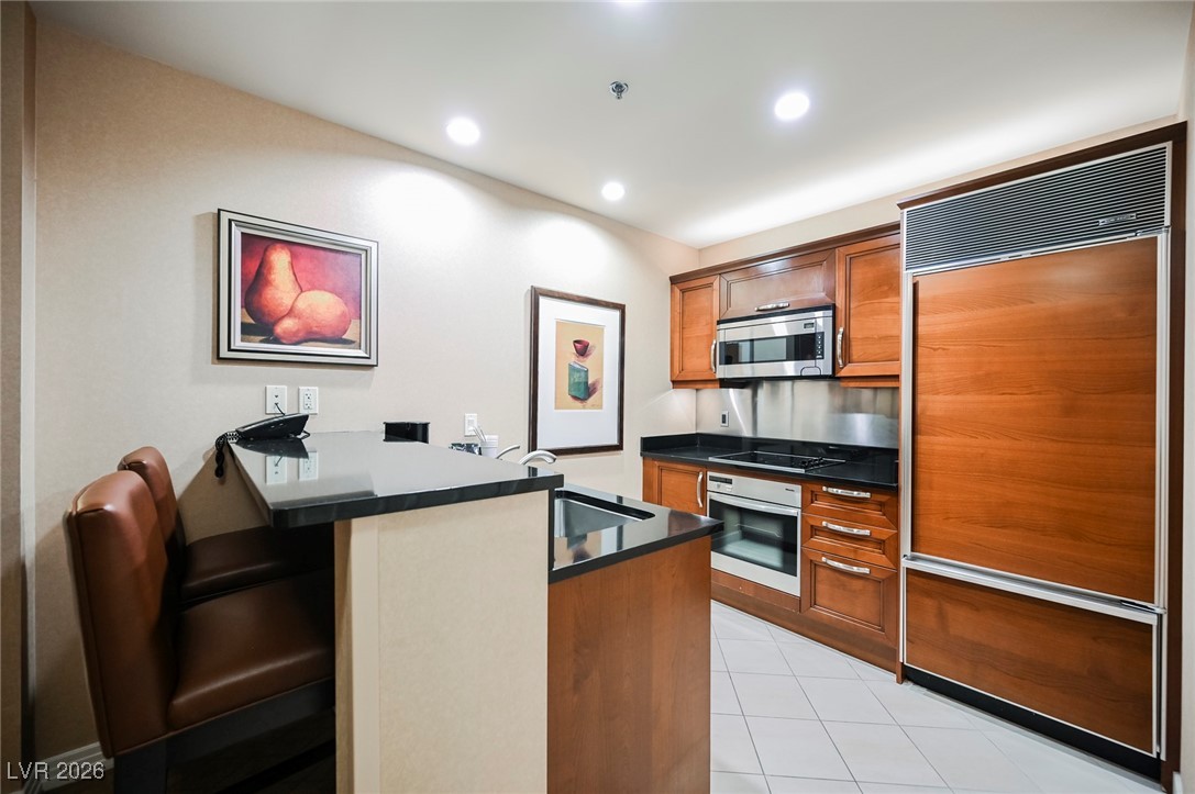 145 Harmon Avenue 208 Las Vegas NV 89109