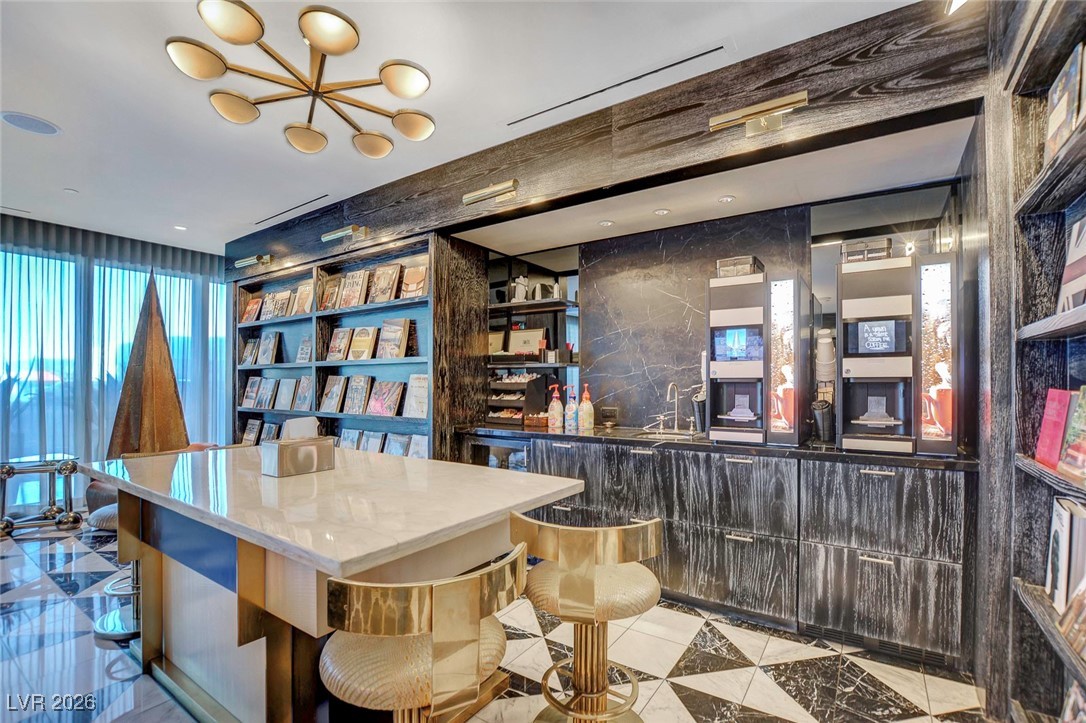 4471 Dean Martin Drive 3904 Las Vegas NV 89103