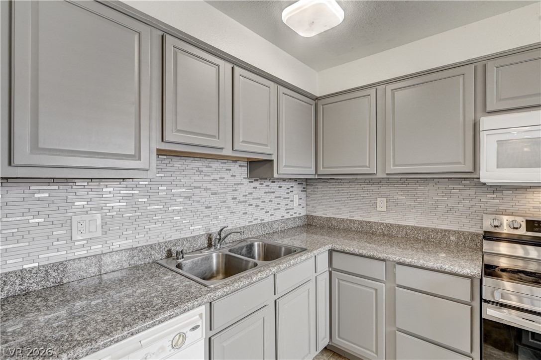 5404 River Glen Drive 362 Las Vegas NV 89103