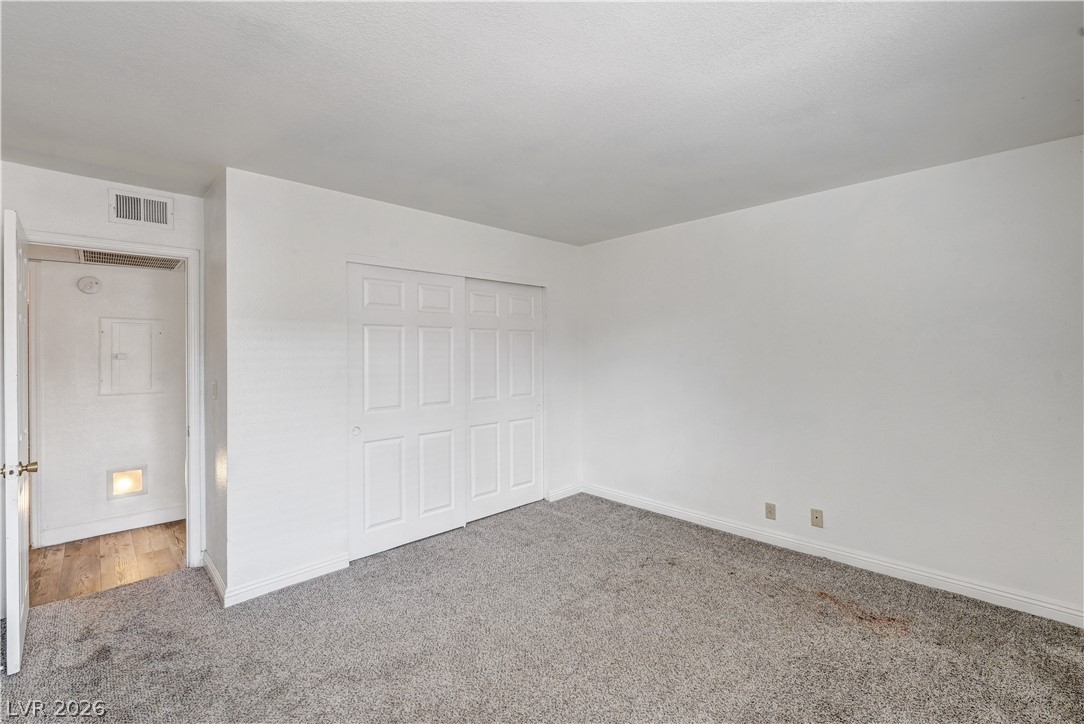 5404 River Glen Drive 362 Las Vegas NV 89103