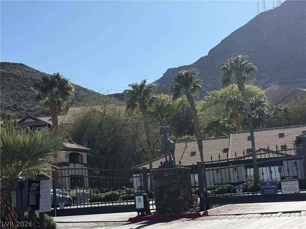 231 West Horizon Ridge Parkway 1315 Henderson NV 89012