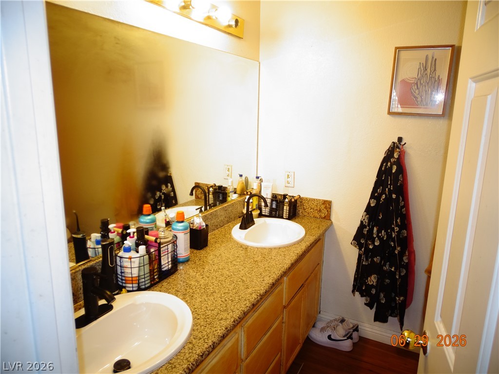 5424 Geneive Lane 105 Las Vegas NV 89108