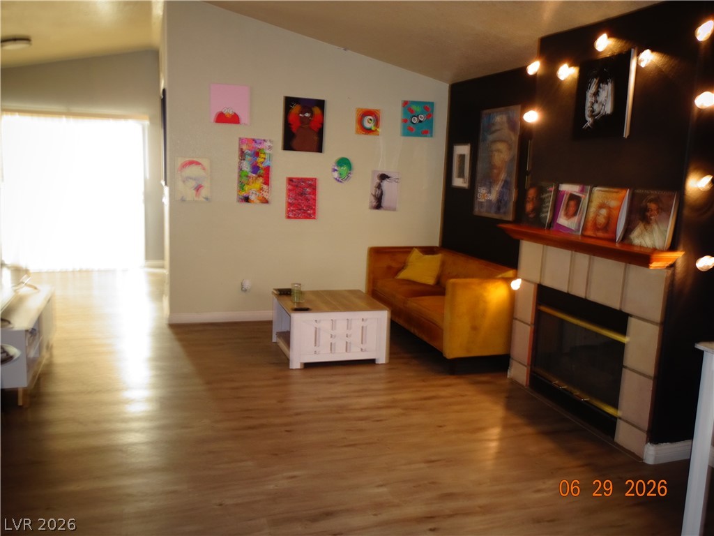 5424 Geneive Lane 105 Las Vegas NV 89108