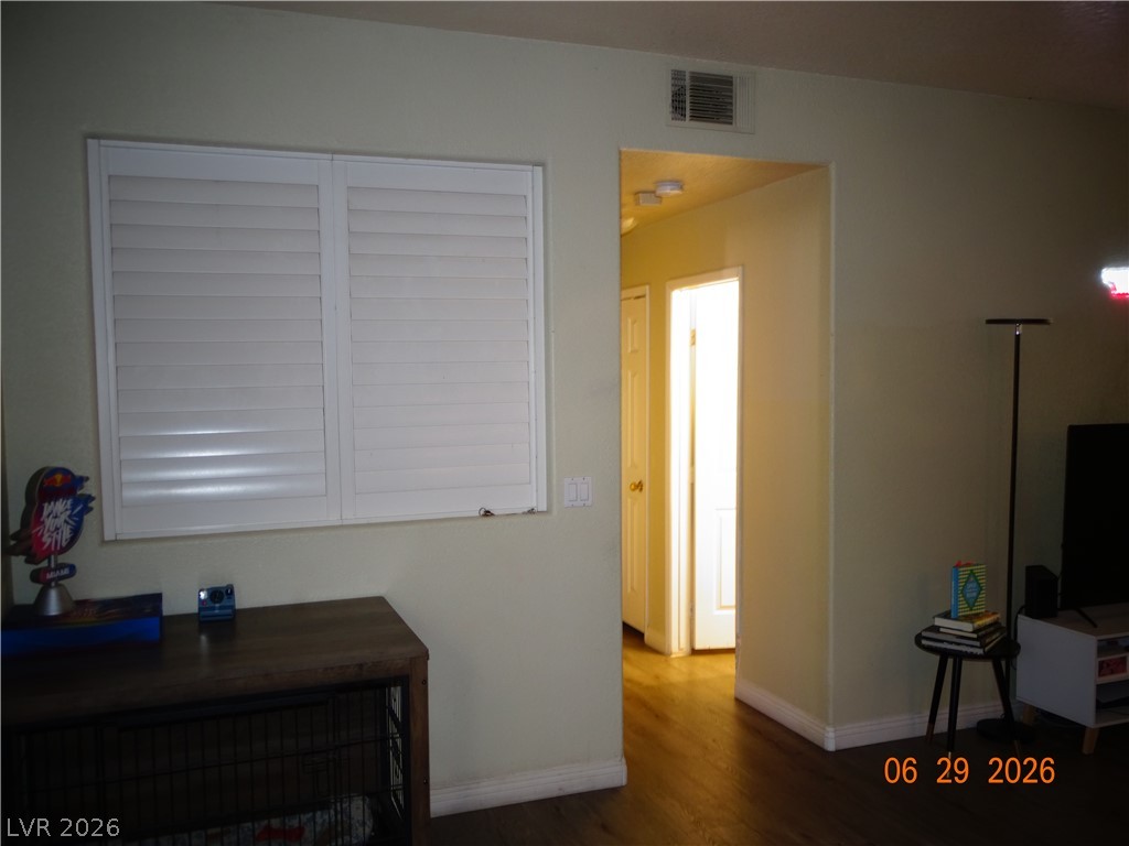 5424 Geneive Lane 105 Las Vegas NV 89108