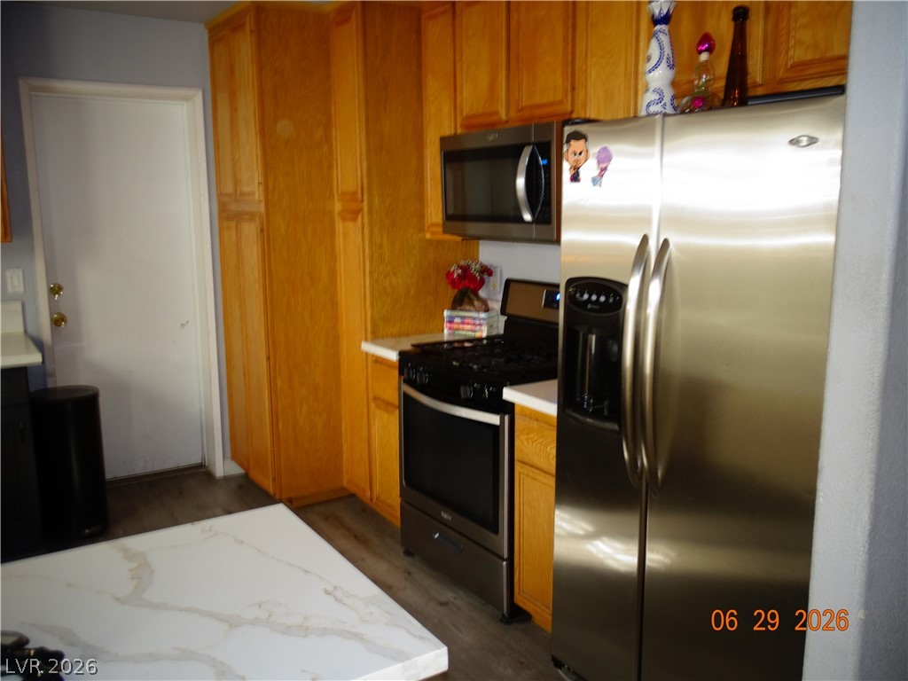 5424 Geneive Lane 105 Las Vegas NV 89108