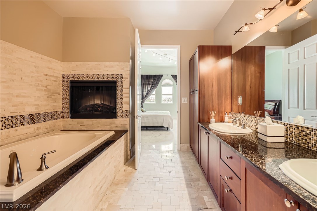 2455 West Serene Avenue 923 Las Vegas NV 89123