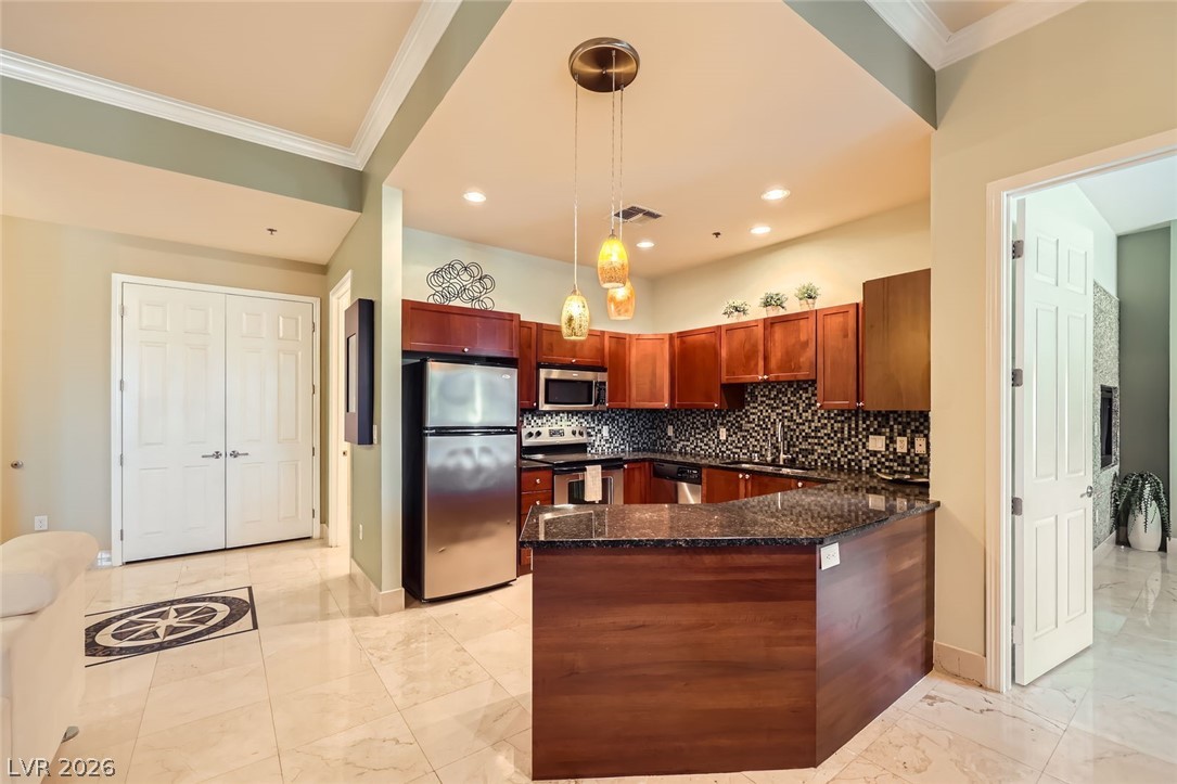 2455 West Serene Avenue 923 Las Vegas NV 89123