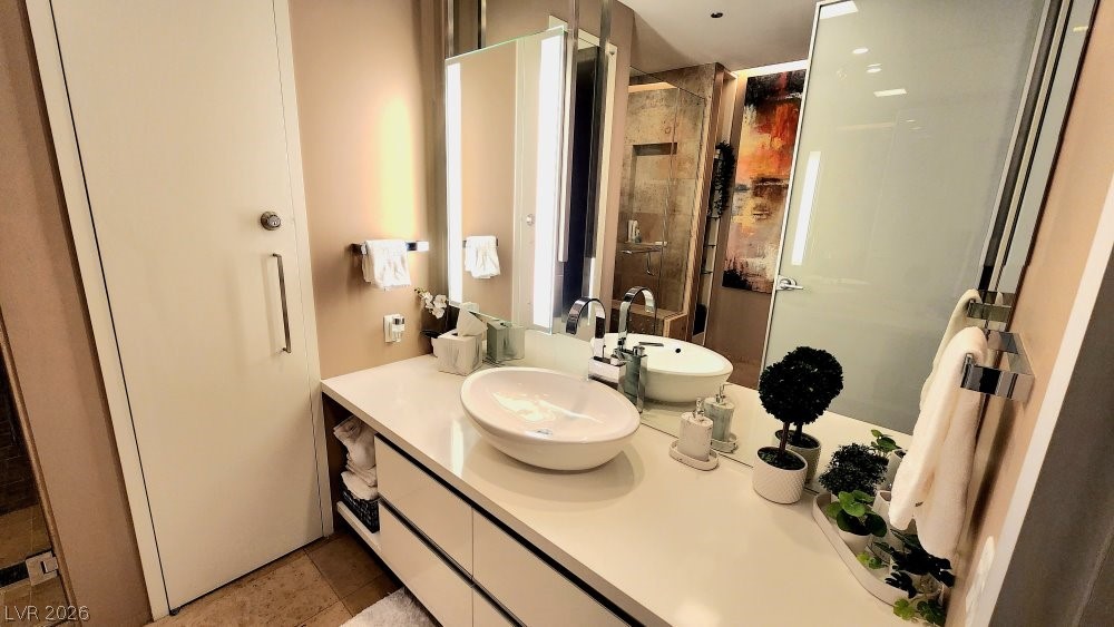 3722 Las Vegas Boulevard 809 Las Vegas NV 89158