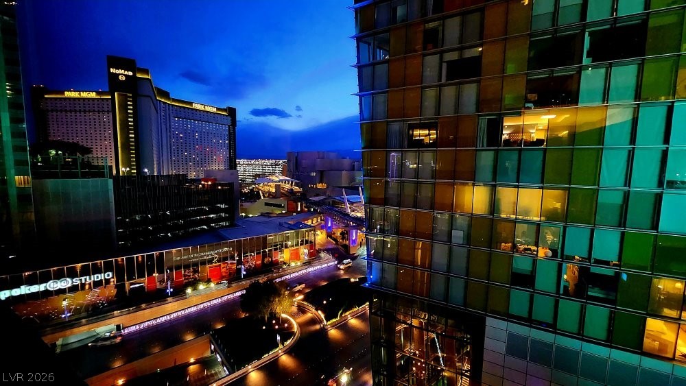 3722 Las Vegas Boulevard 809 Las Vegas NV 89158