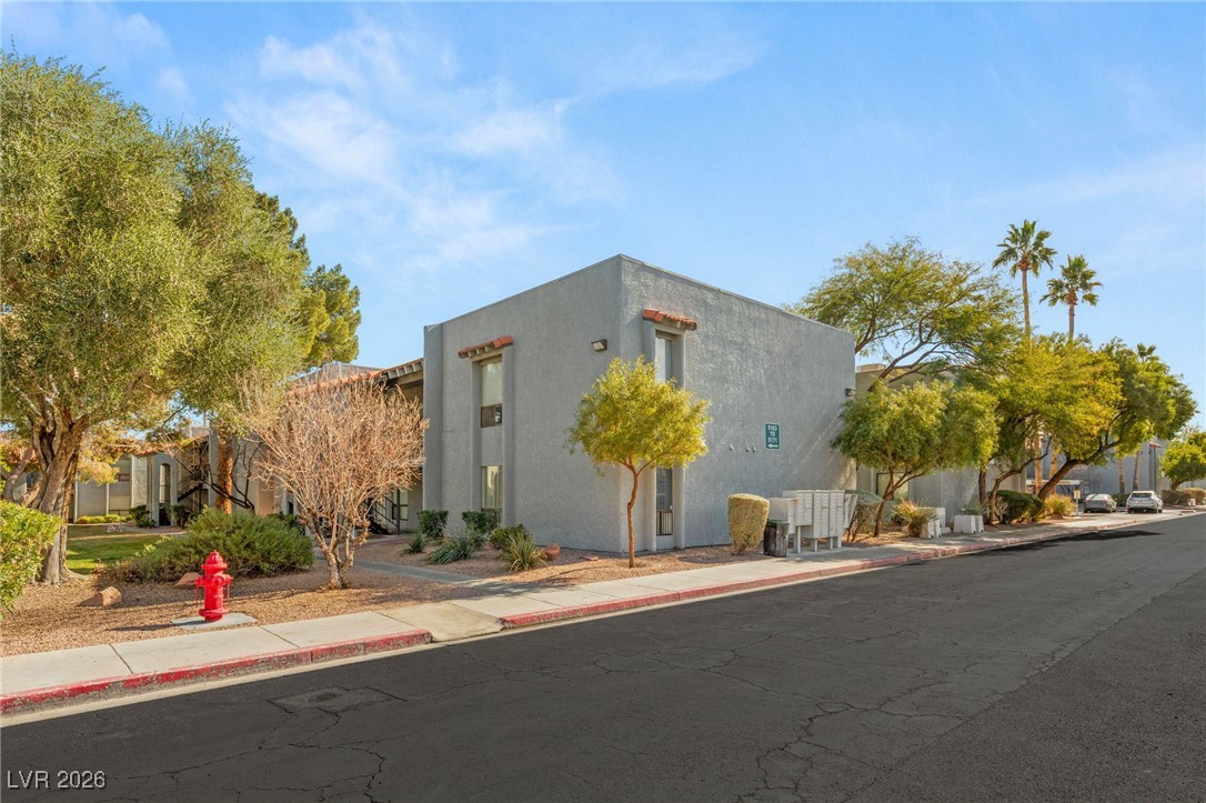 5171 Caliente Street 131 Las Vegas NV 89119