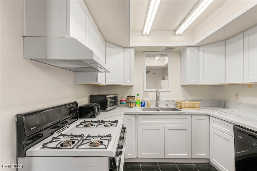 5171 Caliente Street 131 Las Vegas NV 89119