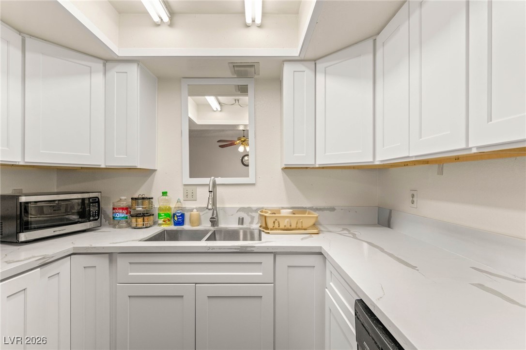 5171 Caliente Street 131 Las Vegas NV 89119