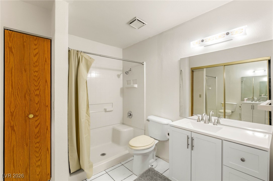 5171 Caliente Street 131 Las Vegas NV 89119
