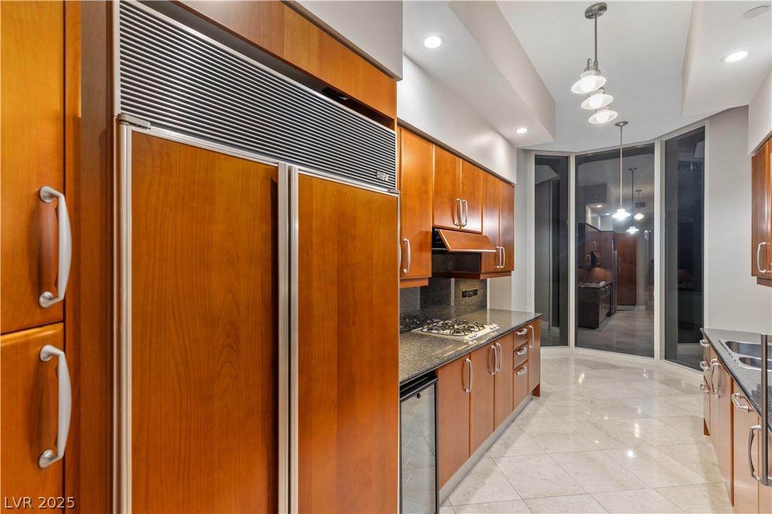 2747 Paradise Road 106 Las Vegas NV 89109