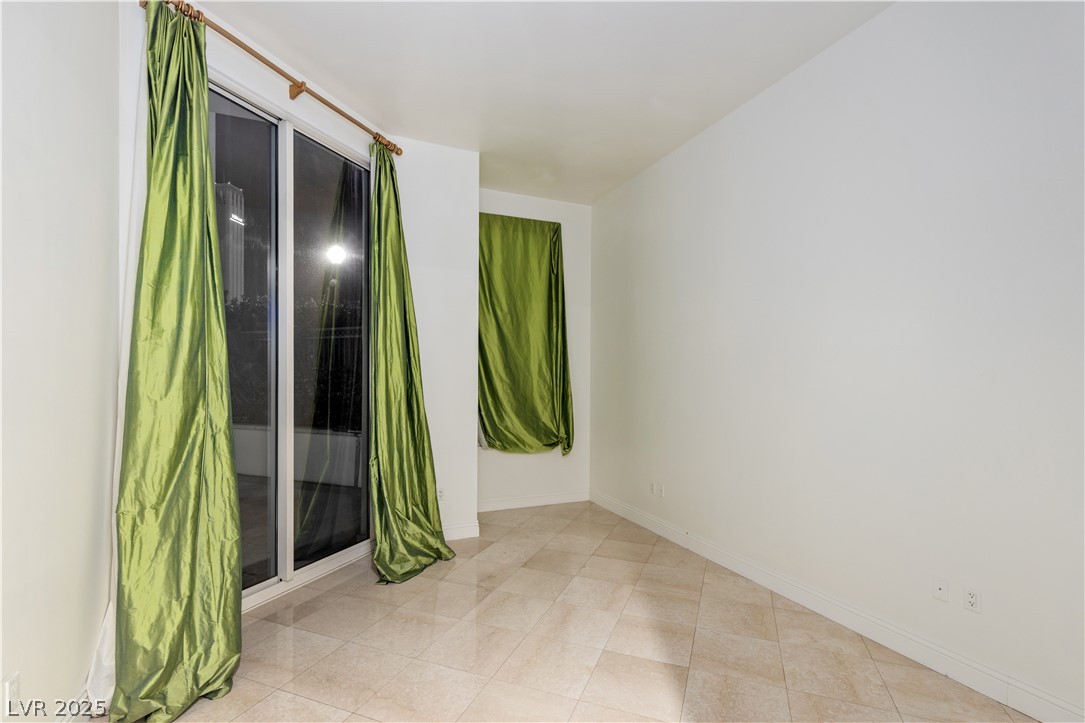 2747 Paradise Road 106 Las Vegas NV 89109