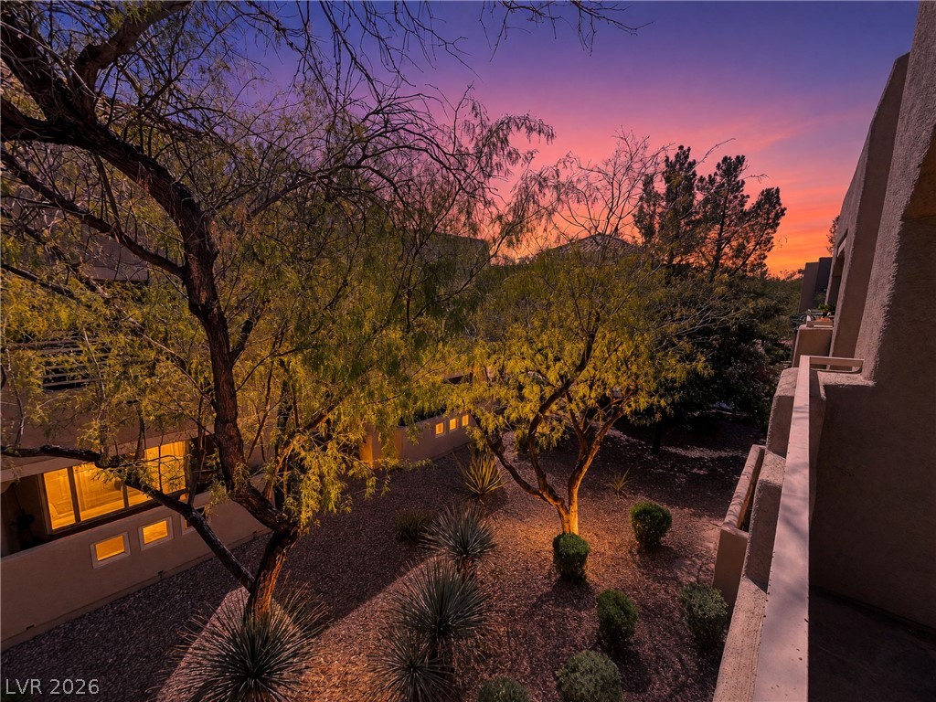1908 Desert Falls Court 202 Las Vegas NV 89128