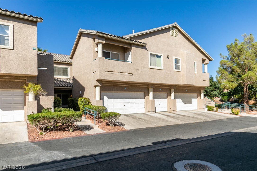 2001 Jade Creek Street 105 Las Vegas NV 89117
