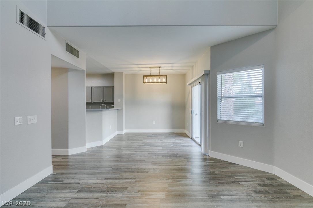 2001 Jade Creek Street 105 Las Vegas NV 89117