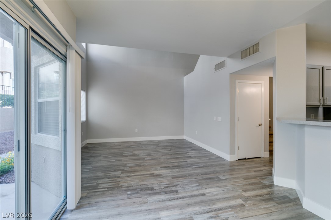 2001 Jade Creek Street 105 Las Vegas NV 89117