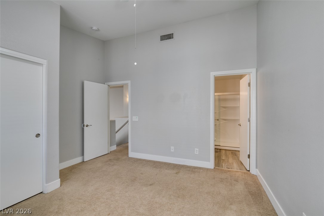 2001 Jade Creek Street 105 Las Vegas NV 89117