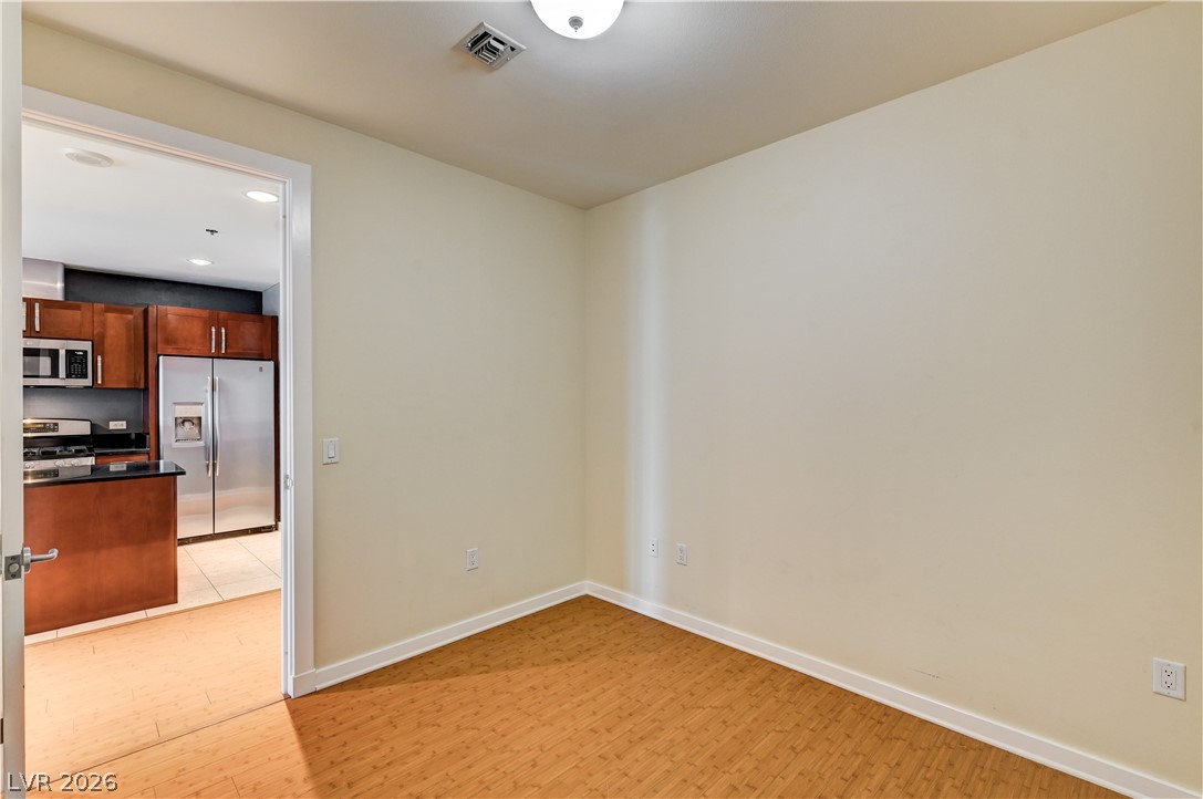 4575 Dean Martin Drive 1811 Las Vegas NV 89103
