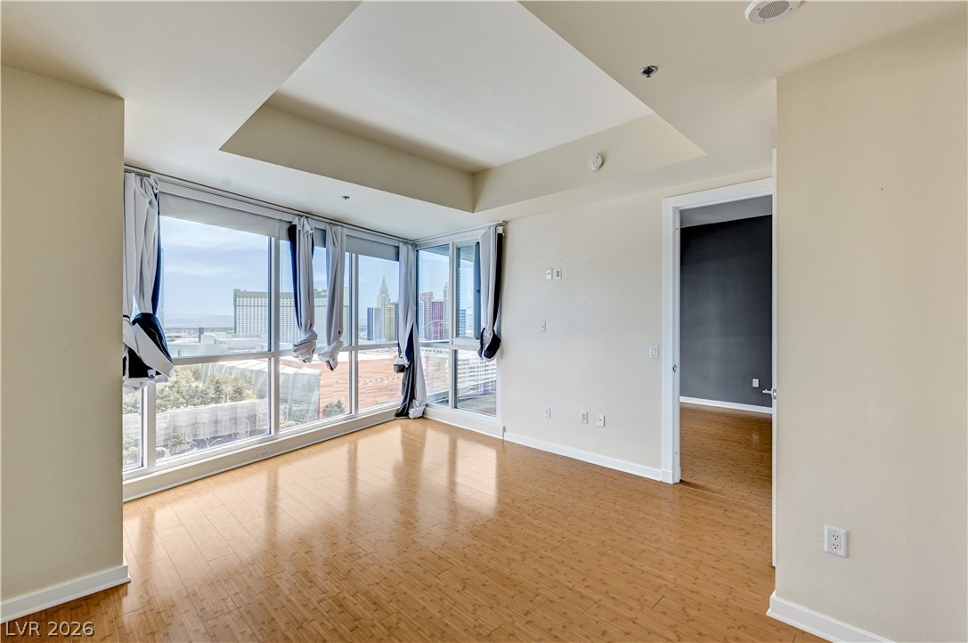 4575 Dean Martin Drive 1811 Las Vegas NV 89103