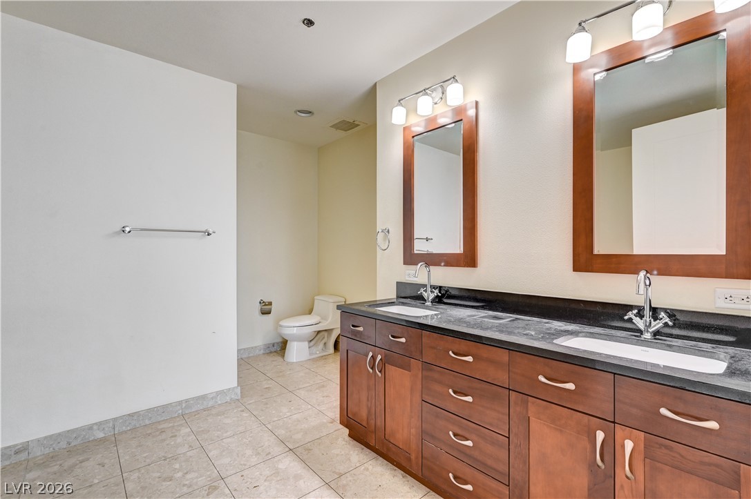 4575 Dean Martin Drive 1811 Las Vegas NV 89103
