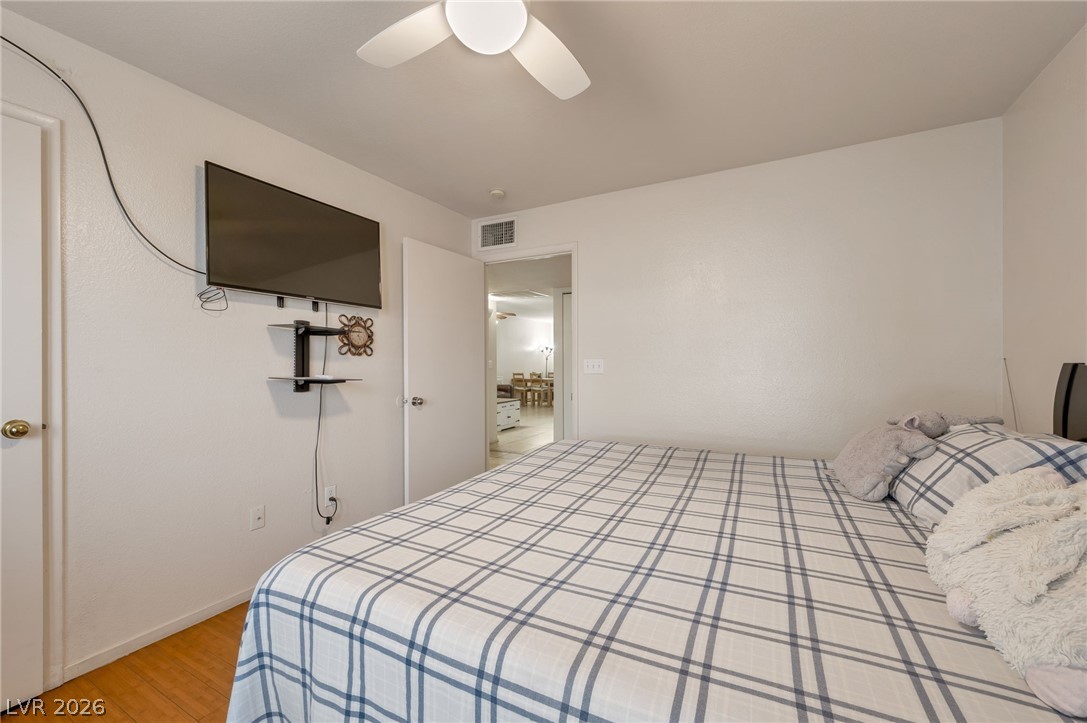 1909 Mountain Hills Court 102 Las Vegas NV 89128