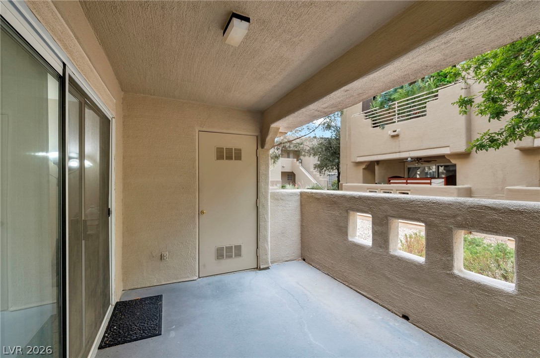 1909 Mountain Hills Court 102 Las Vegas NV 89128