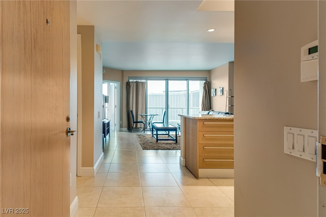 322 Karen Avenue 1904 Las Vegas NV 89109