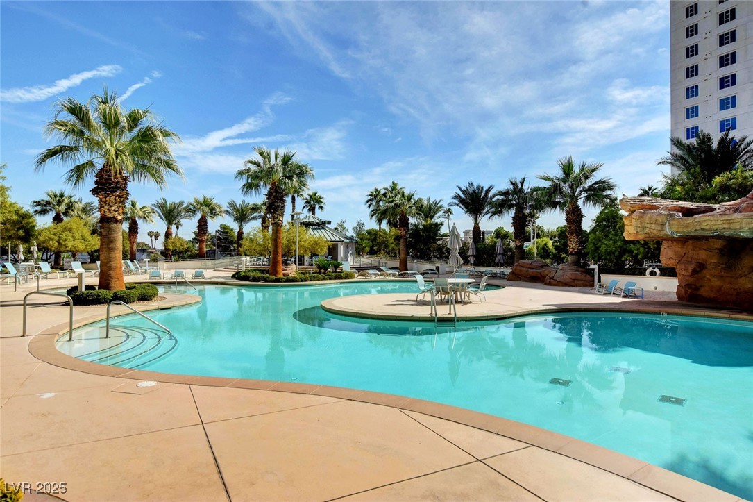 322 Karen Avenue 1904 Las Vegas NV 89109