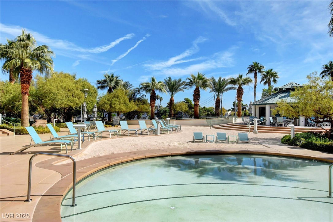 322 Karen Avenue 1904 Las Vegas NV 89109