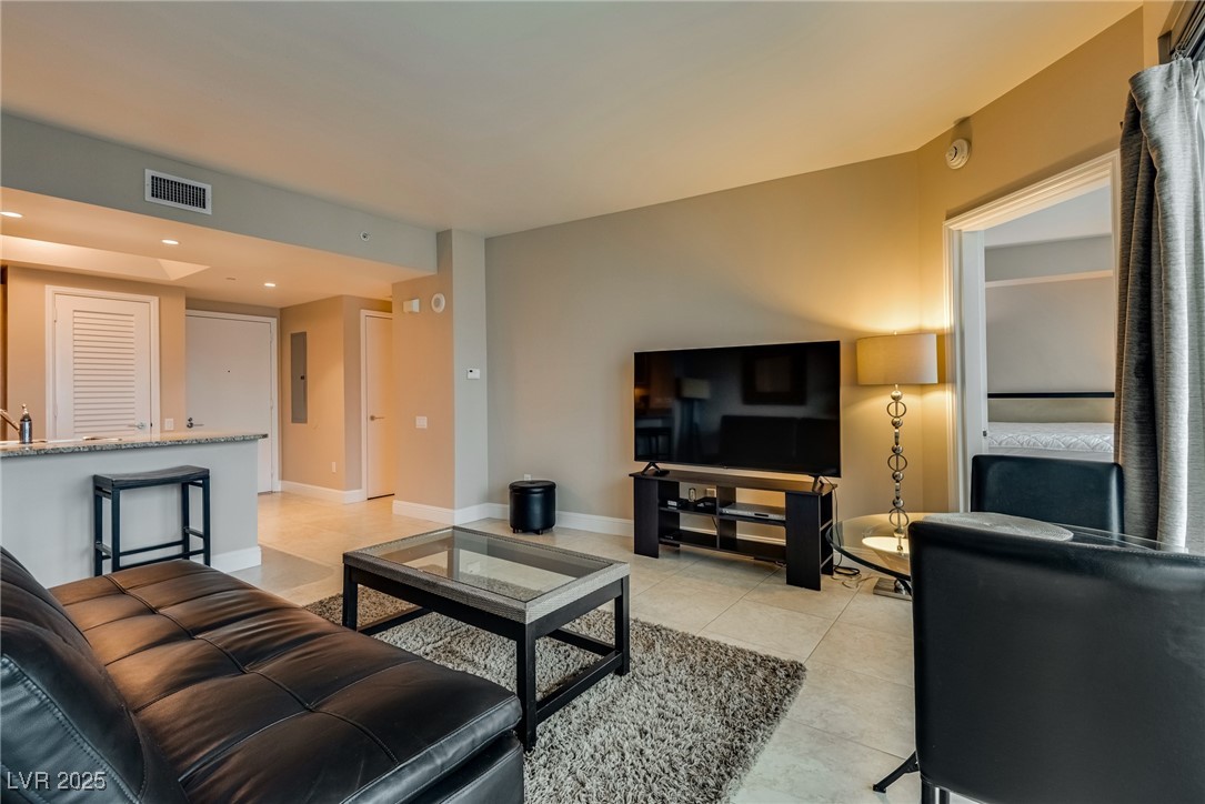 322 Karen Avenue 1904 Las Vegas NV 89109