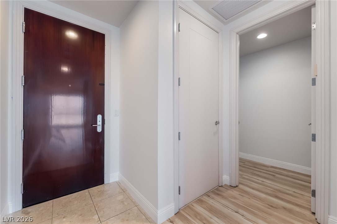 4575 Dean Martin Drive 2809 Las Vegas NV 89103